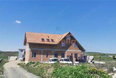 Vila - Pensiune de vanzare, 18 camere in Fundatura-Iclod, Cluj ! - 2