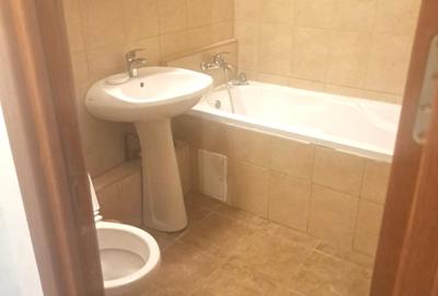 Apartament cu 2 camere, mobilat în Titan - 11
