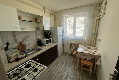 Proprietar închiriez apartament 2 camere decomandat - 2