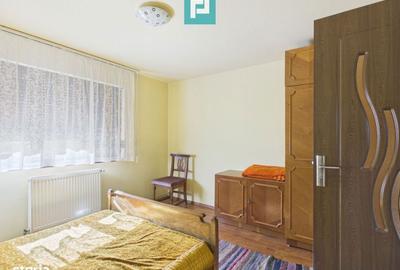 Casă cu 4 camere în Central - 2