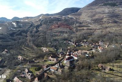 Casă cu 2 camere în Izvoarele - 13