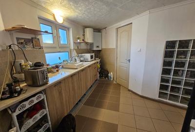 Casă individuală cu 2 camere cu Canalizare în Bucureștii Noi - 7