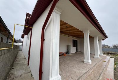 Vila deosebita Parter Mansarda de in Odobesti - 16