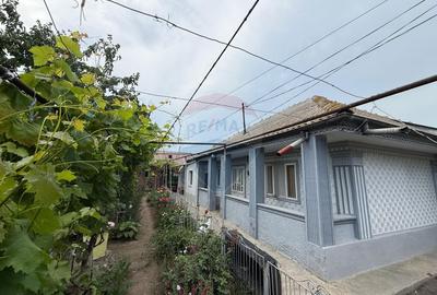 Casa / Vila cu 6 camere de vanzare - 2