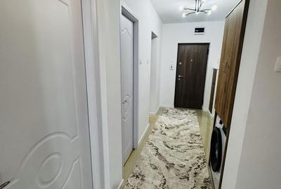 Apartament cu 4 camere decomandat în Central