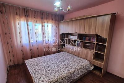 Apartament 3 camere, et. 2, in Rovinari, str. Plopilor - 7