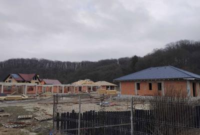 Casă cu 3 camere cu Teren 500 Mp în Central - 4