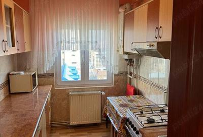 Apartament 3 camere Re?i?a, direct de la proprietar - 2