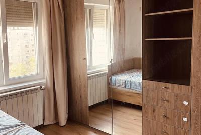 Apartament cu 3 camere decomandat, mobilat în Eroii Revoluției - 2