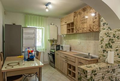 Apartament cu 2 camere semidecomandat, mobilat în Narcisa - 2