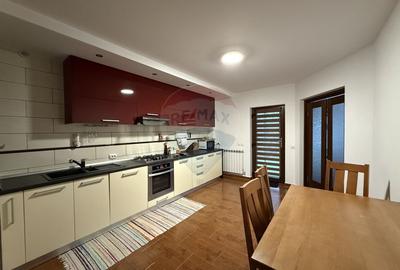 Casă individuală cu 7 camere cu Garaj în Central - 8