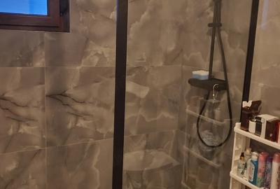 Casă cu Teren 430 Mp în Plopi - 1
