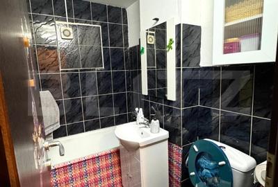 Apartament de vanzare, cu 2 camere, decomandat, zona Bartolomeu - 6