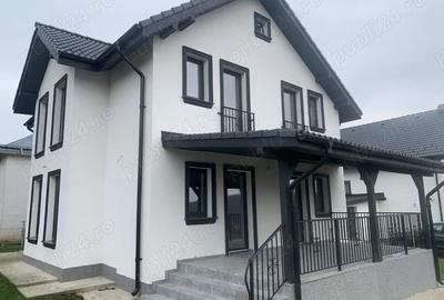 Casă cu 5 camere în Valea Adâncă - 8