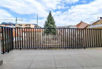 Apartament cu 3 camere decomandat, mobilat în Central - 34