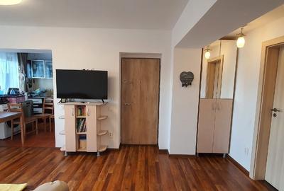 Apartament cu 4 camere semidecomandat în Piața Cluj - 2
