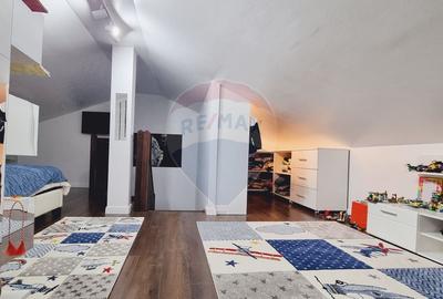 Casa / Vila de lux cu 6 camere de vanzare in Scheia, Suceava - 44