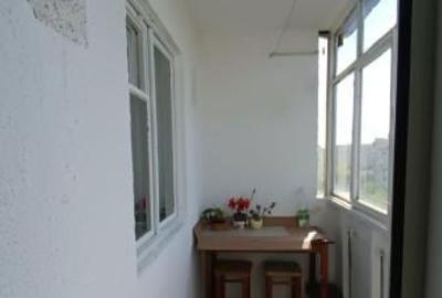 Apartament cu 2 camere decomandat în Rahova - 2