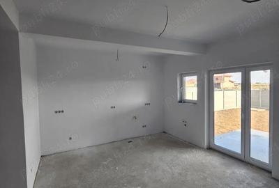 Casă cu 1 camere cu Teren 660 Mp în Sânandrei - 1