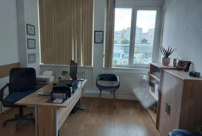 Zona City Mall - bdul Lapusneanu - birou 15.3 mp. Caldura, curatenia, internetul, apa incluse Zona City Mall - bdul Lapusneanu - birou 15.3 mp. Caldura, curatenia, internetul, apa incluse - 1