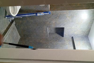 Apartament cu 3 camere decomandat în Tei