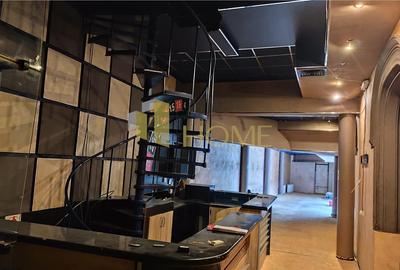 Spațiu comercial, de 503 mp, în Central - 2