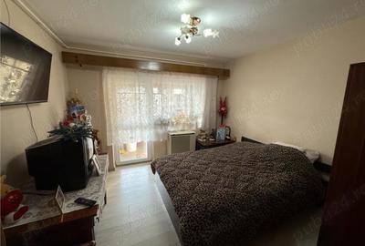 Apartament cu 2 camere decomandat | Micro 17 - 10