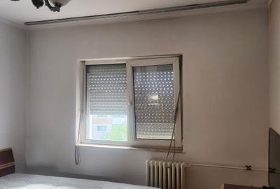 Apartament cu 2 camere decomandat în Vest