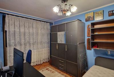 Apartament cu 3 camere în Central - 13