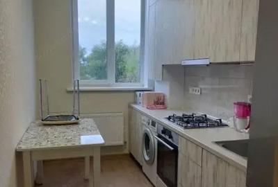 Garsonieră în Titan - 1