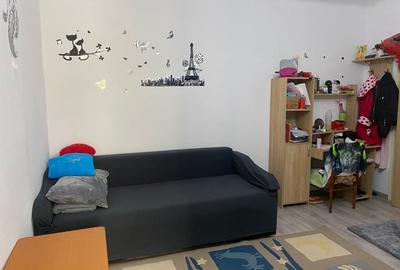 Apartament la casa curte comuna 2 camere in Cisnadie