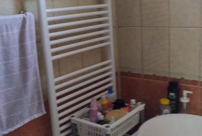 Apartament cu 3 camere decomandat în Răcăciuni - 6