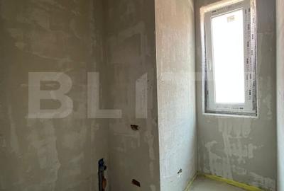 Duplex cu 4 camere cu Canalizare în Central - 11