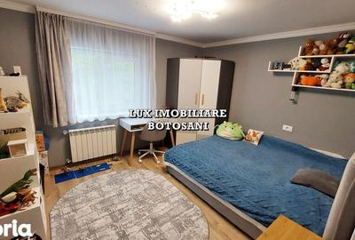 Apartament cu 3 camere în Central - 2