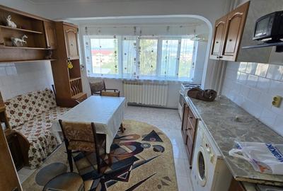 Apartament cu 2 camere decomandat, mobilat în Est