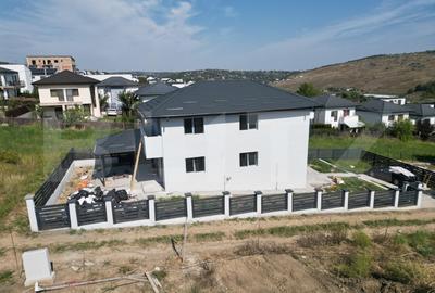 Casă individuală cu 4 camere cu Teren 400 Mp în Rediu - 2