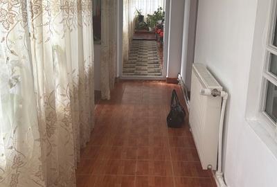 Casă cu 4 camere în Central - 6