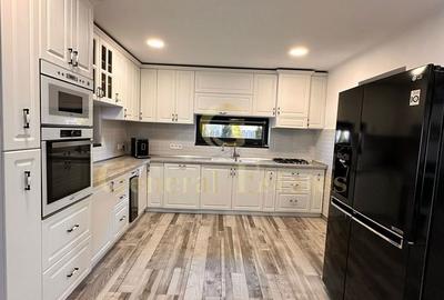 Casă cu 4 camere cu Teren 309 Mp în Central