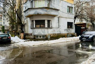 Apartament cu 3 camere decomandat în P-ța Unirii - 9