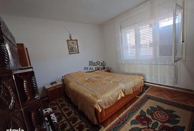 Casă cu 3 camere cu Teren 1088 Mp în Vața de Jos - 15