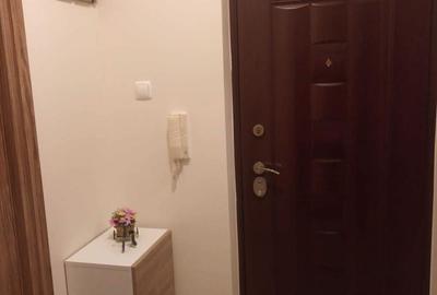 Garsonieră decomandată în Plopilor - 7