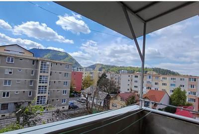 Apartament cu 2 camere semidecomandat în Astra
