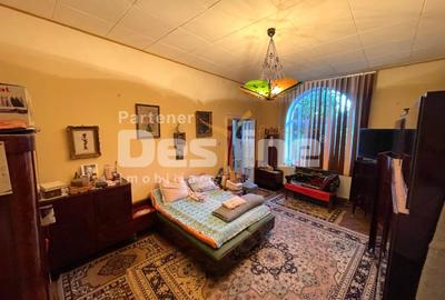 Casă individuală cu 7 camere cu Canalizare în Central - 10