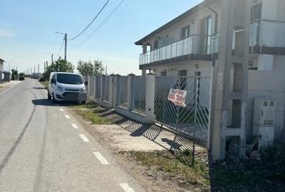 Casă individuală cu 5 camere în Domnești