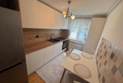 Apartament cu 3 camere decomandat, mobilat în Central - 2