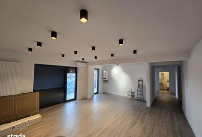 Apartament cu 3 camere decomandat în Central - 2