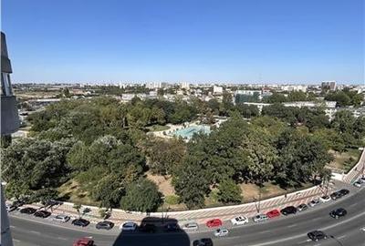 Apartament 3 camere, 2 bai, vedere trilaterala extraordiana, zona Trezorerie - G - 2