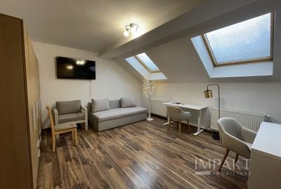 Apartament cu 3 camere semidecomandat, mobilat în Zorilor