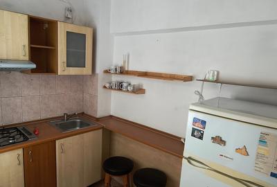 Garsonieră semidecomandată în Titan - 2