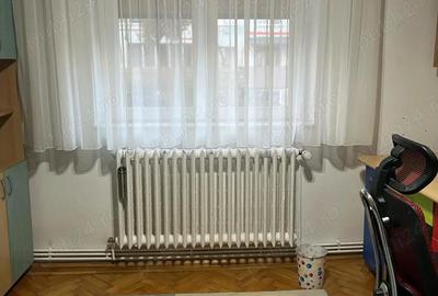 Apartament cu 3 camere decomandat în Central - 4